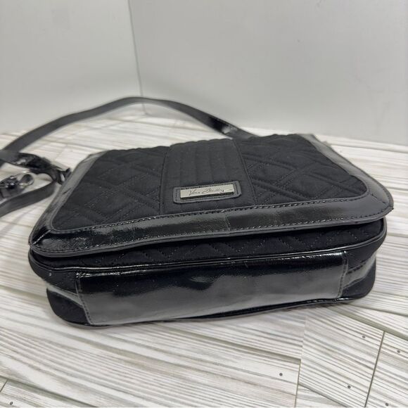 VERA BRADLEY QUILTED PATENT TRIM SATCHEL CROSSBODY PURSE BAG - Picture 2 of 12